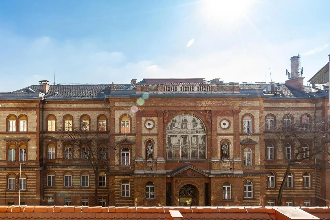Modern Downtown Studio With A Sunny Terrace Budapest 0*,